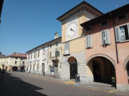 Martinengo - Via Tadino, con Torre dell&#039;Orologio