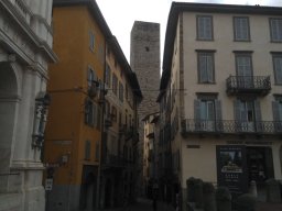 Città Alta, Bergamo - Torre del Gombito