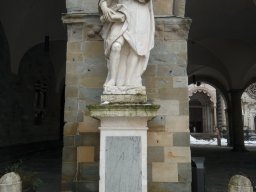 Città Alta, Bergamo - Statua di Torquato Tasso