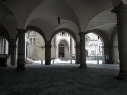 Città Alta, Bergamo - Palazzo della Ragione, porticato